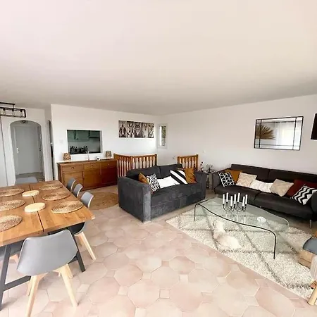 Duplex Vue Piscine Privative * 망들리유 라 나플